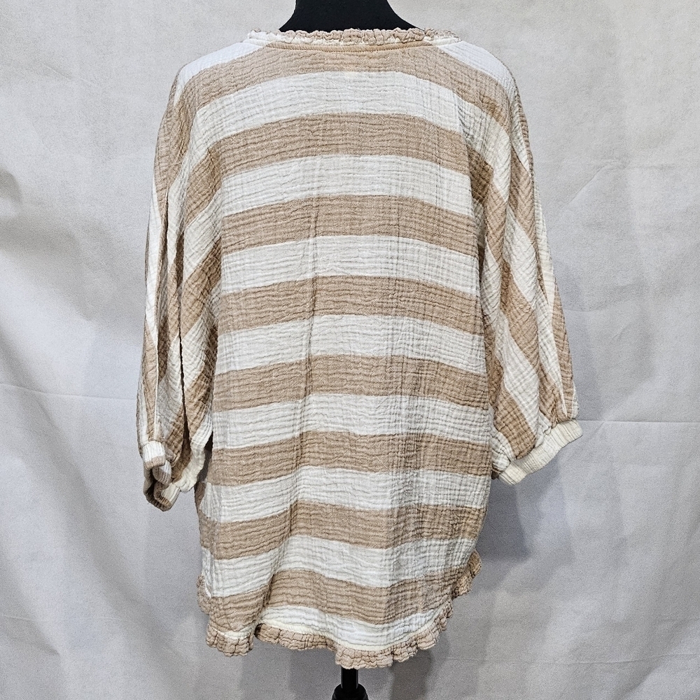 Umgee Tan & White Stripped Ruffled 100% Cotton Pullover Blouse Size 1XL - Picture 5 of 8